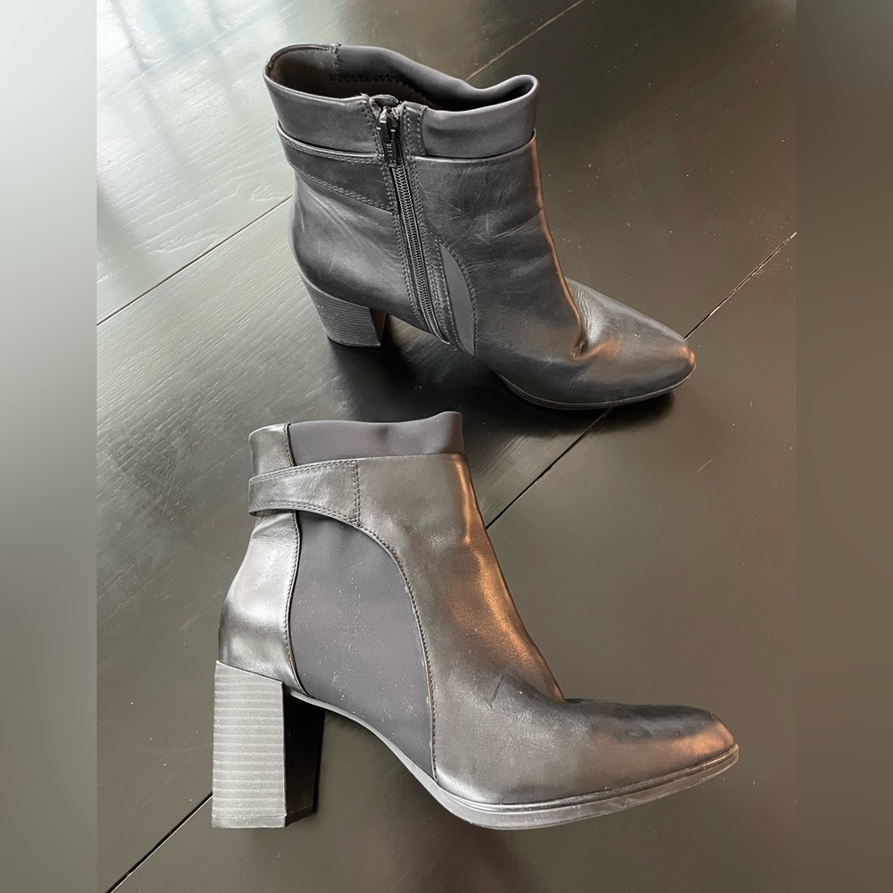 Clarks Black Booties Sz 10